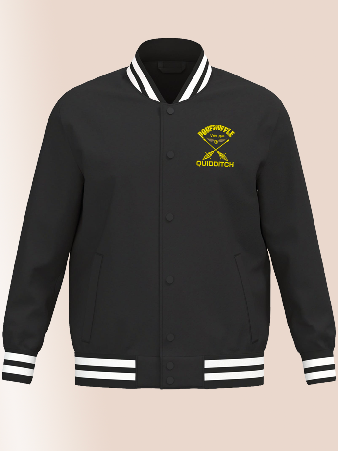 Veste teddy Poufsouffle noire avec écusson Quidditch jaune brodé et prénom personnalisé.
