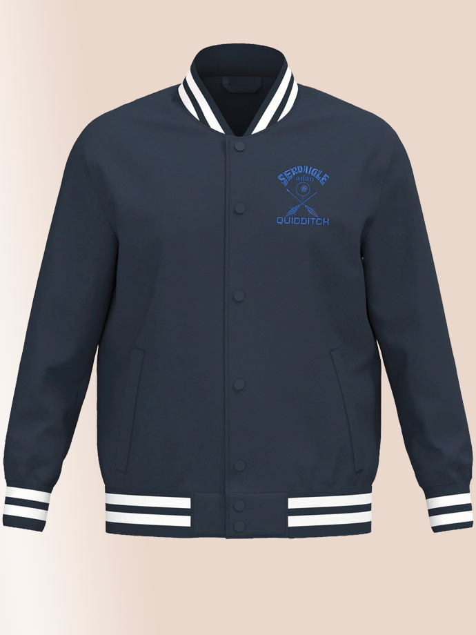 Veste teddy serdaigle bleu marine avec broderie Quidditch personnalisée et prénom intégré.